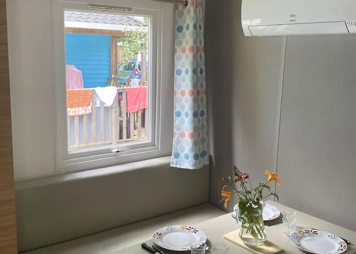 Mobil Cosy Avec Terrasse A Mialet, 4 Personnes - Api-1-52-680 * Mialet (Gard)